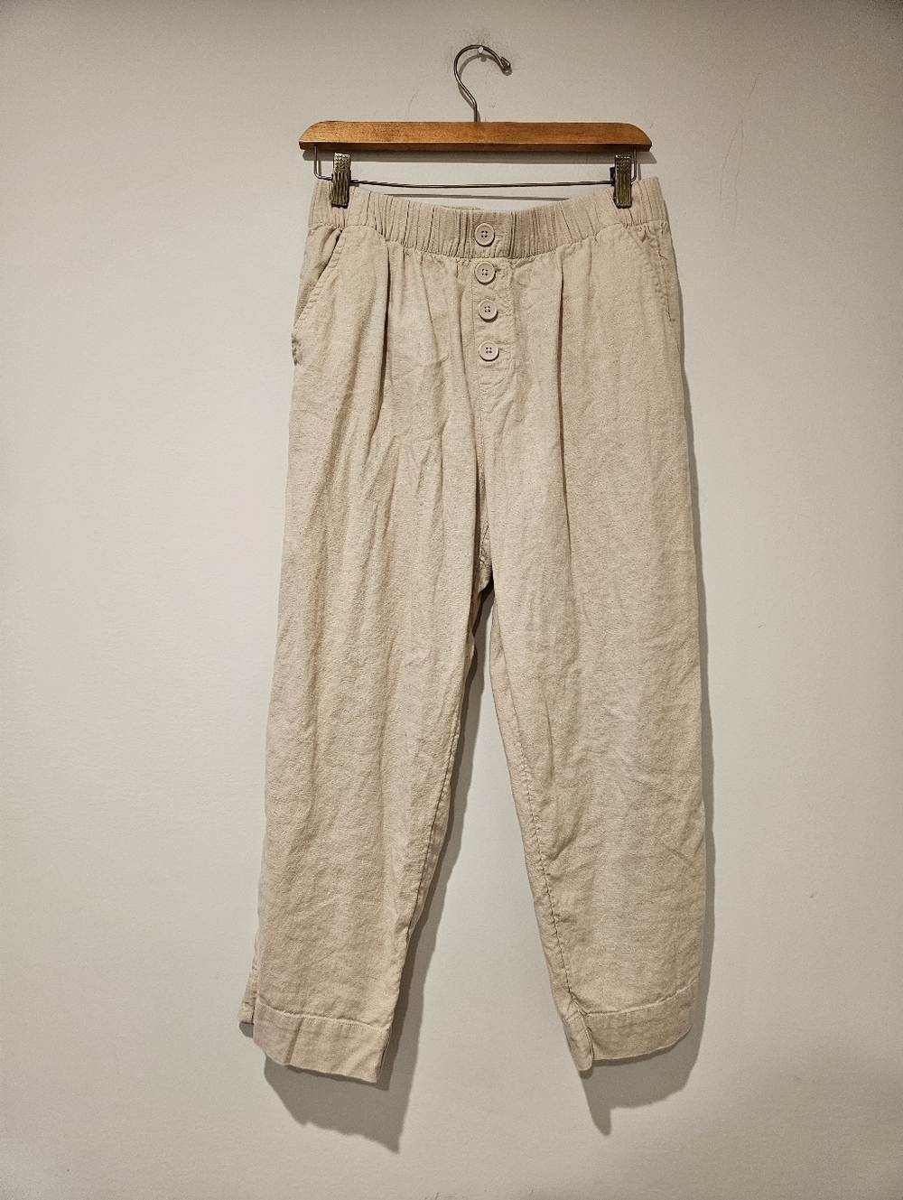 LOFT Women's Light Cream Button-Front Cropped Pants, Size MP